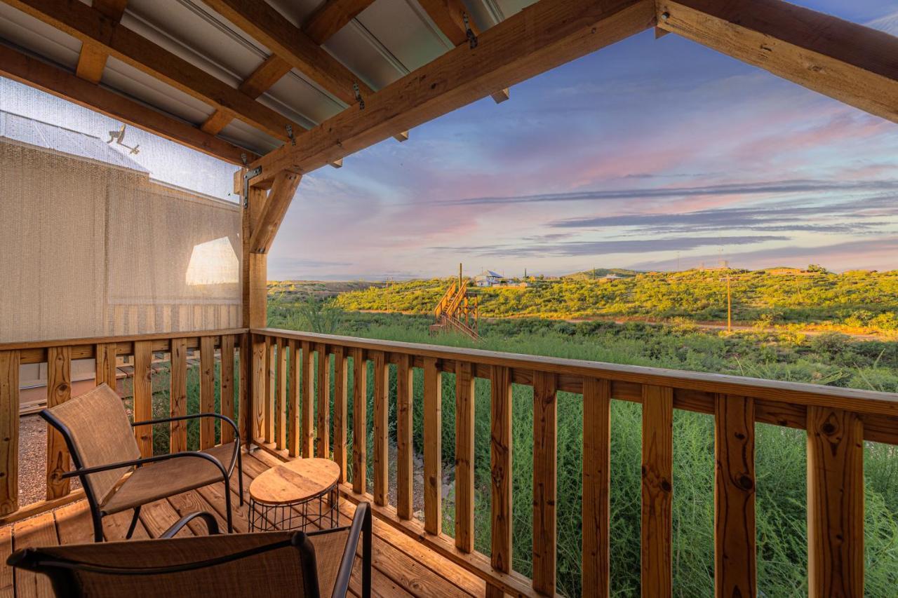 -Pet Friendly- Miners Cabin #6 - King Bed With Private Balcony Tombstone Exterior foto