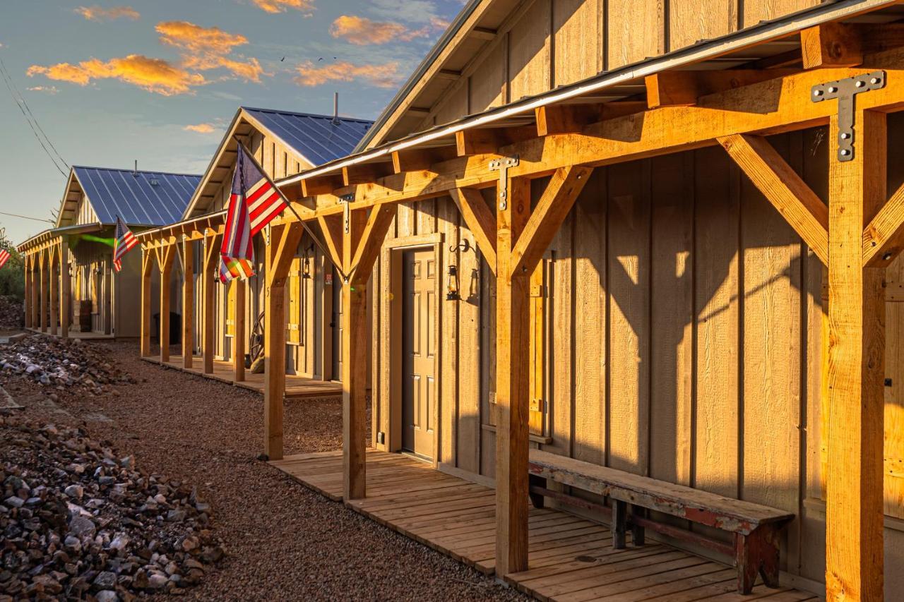 -Pet Friendly- Miners Cabin #6 - King Bed With Private Balcony Tombstone Exterior foto